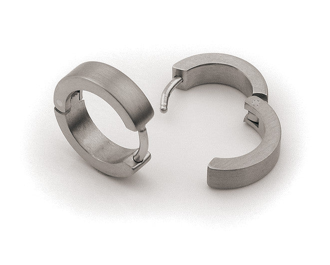 0510-01 Boccia Titanium Earrings